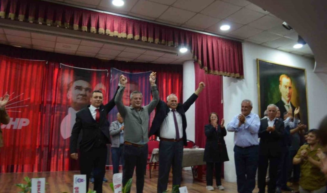 Manisa’nın Gördes ilçesinde Cumhuriyet Halk Partisi’nin (CHP) 39’uncu Olağan İlçe