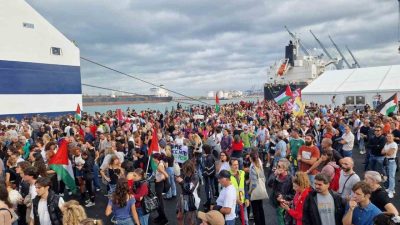 İtalya genelinde binlerce kişi, sendikaların “Gazze’deki soykırımı kınamak” ve “İsrail’e