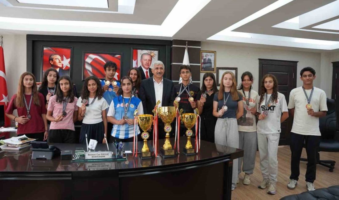 Adıyaman’ın Kahta Belediye ilçe Başkanı Mehmet Can Hallaç’ın öncülüğünde ilçemizde