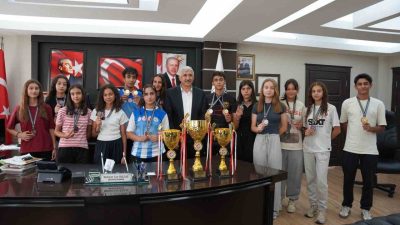 Adıyaman’ın Kahta Belediye ilçe Başkanı Mehmet Can Hallaç’ın öncülüğünde ilçemizde