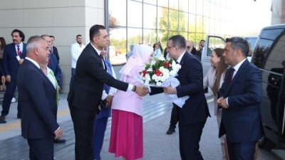 Eskişehir Şehir Hastanesi’ni ziyaret eden Kamu Hastaneleri Genel Müdürü Dr.