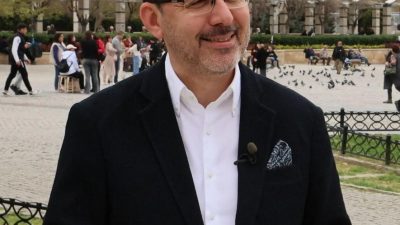 Önceki dönem Gençlik ve Spor Bakanı, AK Parti İzmir Milletvekili