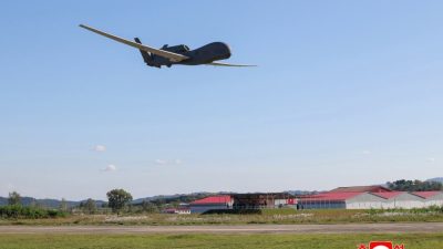 Kuzey Kore lideri Kim Jong-Un, geliştirilen son teknoloji insansız hava