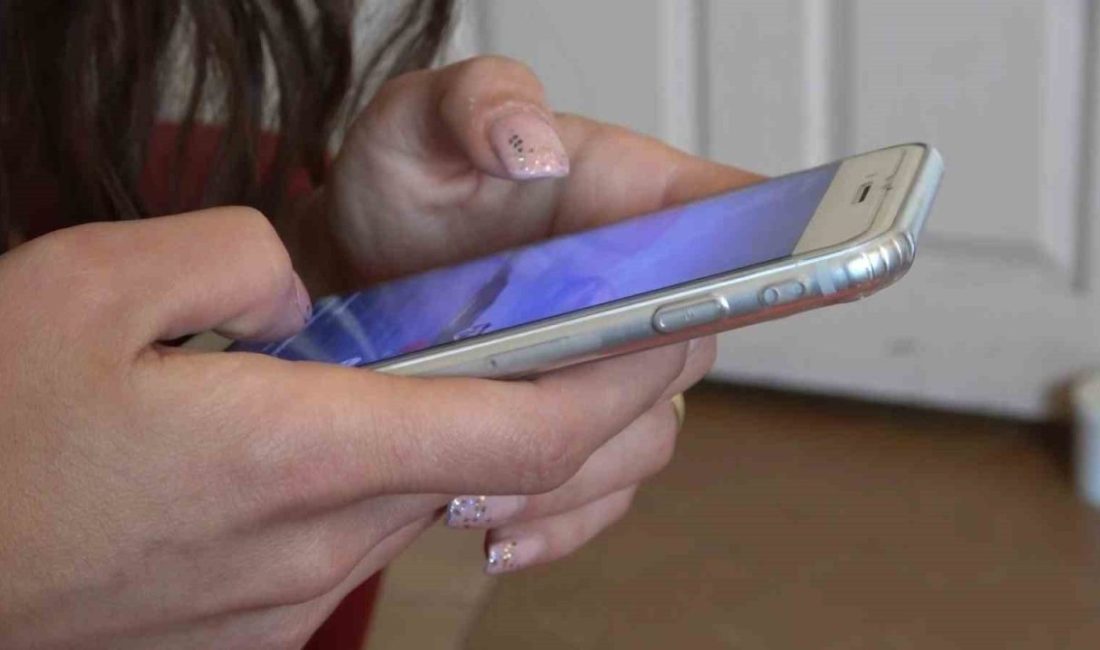 MHP Kırıkkale Milletvekili Halil Öztürk, sosyal medya platformu TikTok uygulamasından