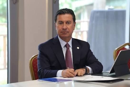 Muğla Büyükşehir Belediye Başkanı Ahmet Aras, evine yönelik bir silahlı