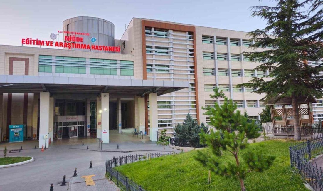 Niğde Ömer Halisdemir Eğitim ve Araştırma Hastanesi’nde çocuk hastaların ameliyat