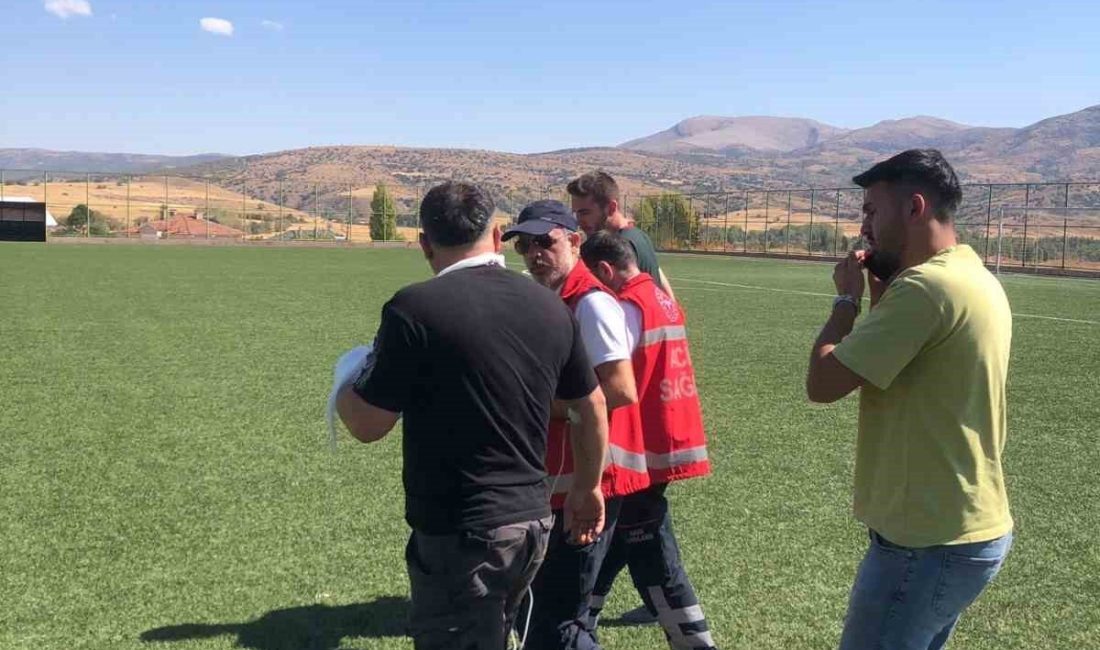 Yozgat’ın Çayıralan ilçesinde odun keserken parmağı kopan vatandaş ambulans helikopterle