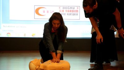 Sakarya Büyükşehir Belediyesi tarafından düzenlenen temel ilk yardım eğitimleri başlıyor.