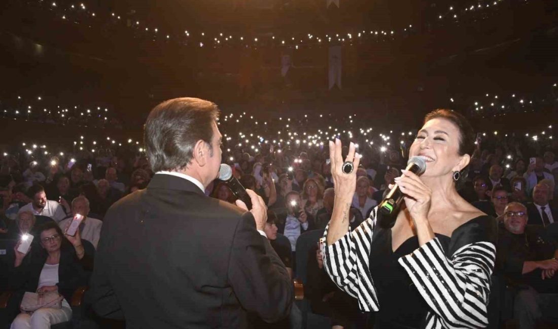 Sanat Güneşi Zeki Müren Osmangazi’de en sevilen şarkılarıyla anıldı Osmangazi Belediyesi Bursa’nın yetiştirdiği değerli sanatçılardan biri olan Sanat Güneşi