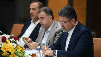 Tarım ve Orman Bakanı İbrahim Yumaklı, şap hastalığı ile mücadele