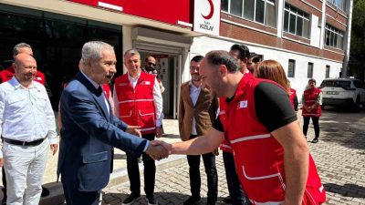 TBMM Eski Başkanı Bülent Arınç ve AK Parti MKYK Üyesi