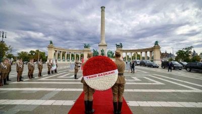 TBMM Başkanı Numan Kurtulmuş, resmi ziyaret gerçekleştirdiği Macaristan’ın başkenti Budapeşte’de,