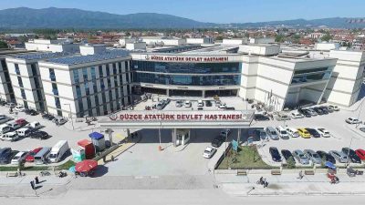 DÜZCE (İHA) – Düzce’de komuta merkezindeki doktor, soluk borusuna yemek