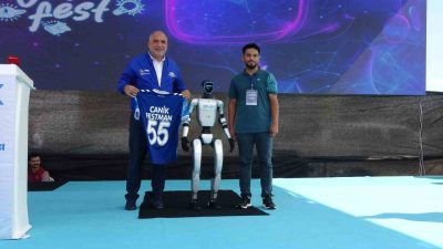 Samsun’un Canik Belediyesince düzenlenen Türkiye’nin en büyük yapay zekâ festivali