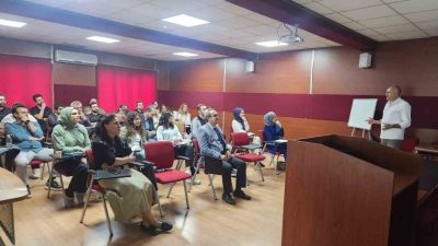 Eskişehir’de tütün bağımlılığıyla mücadele kapsamında sağlık profesyonellerine yönelik eğitim gerçekleştirildi.