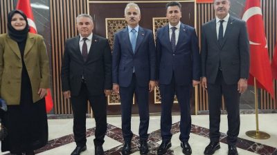 Ulaştırma ve Altyapı Bakanı Abdulkadir Uraloğlu bir dizi ziyaret ve