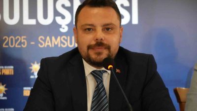 Samsun’da, AK Parti Atakum İlçe Başkanı Hasan Uzun, basınla buluşma