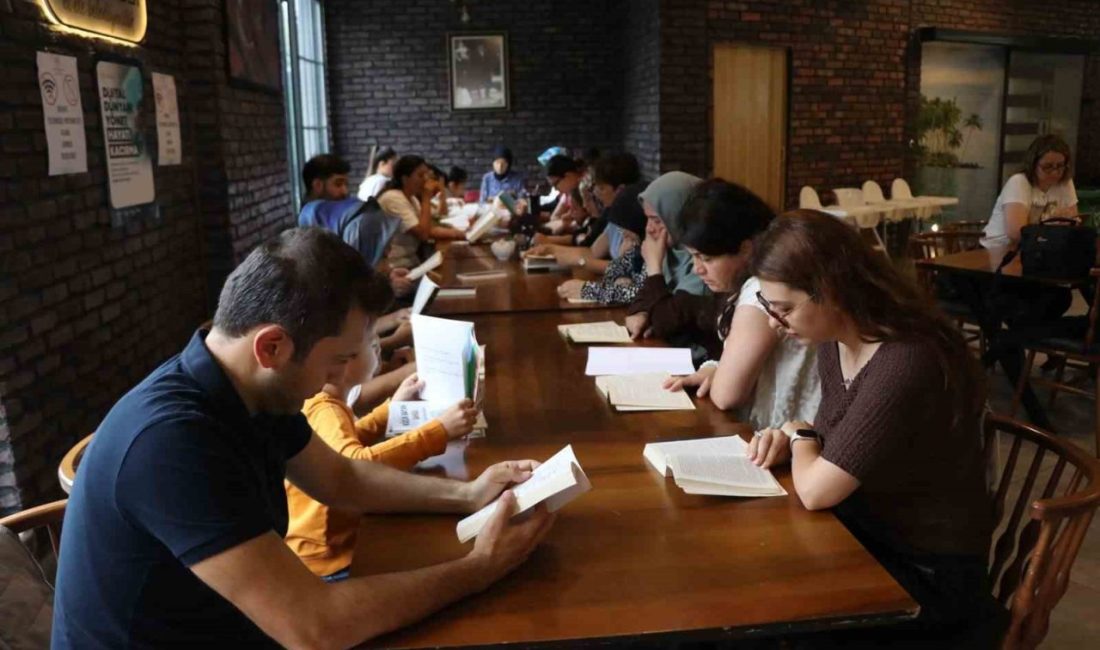 Yalova’da Sağlık Bakanlığı tarafından “Dijital dünyanı yönet, hayatı kaçırma” sloganıyla