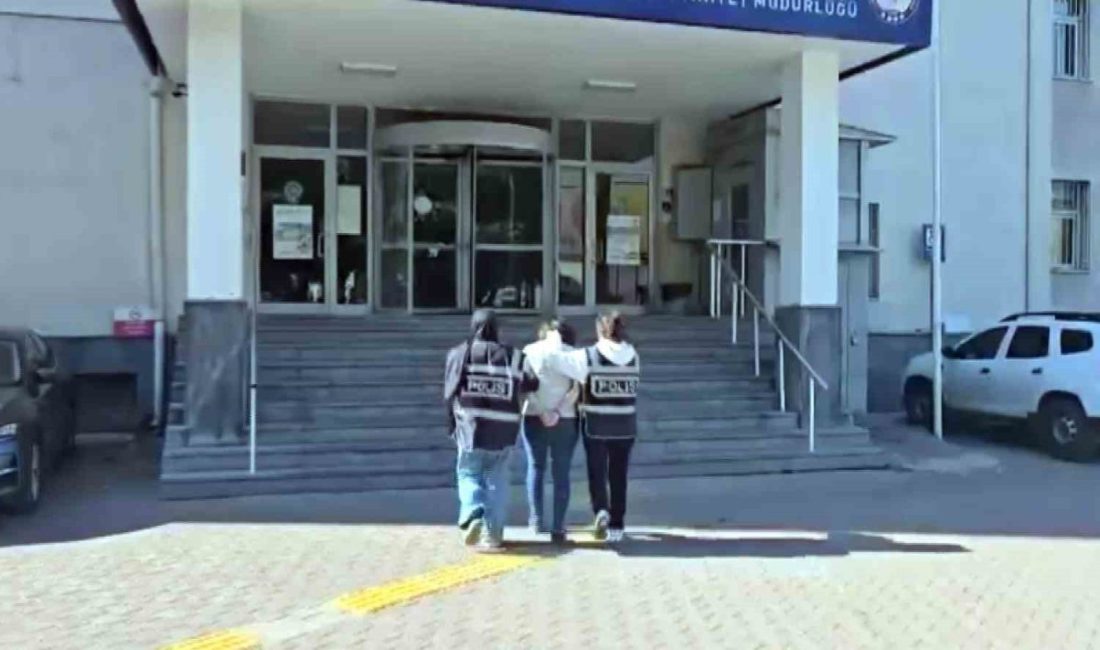 10 ilde 51 yıl hapis cezası ile aranan dolandırıcı, Kayseri’de yakalandı Kayseri’de polis ekipleri tarafından yapılan çalışmalarda, 10 ilde 51 yıl