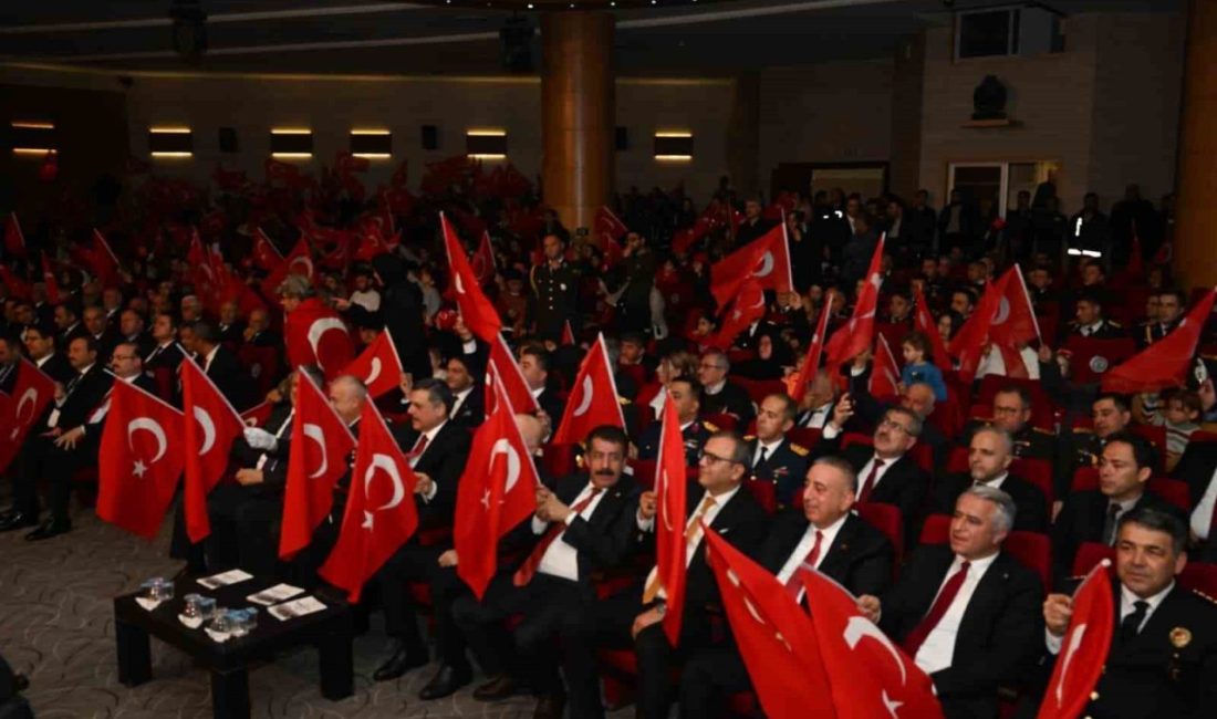 Erzurum’da 29 Ekim Cumhuriyet Bayramı’nın 102’nci yılı, hava muhalefeti nedeniyle