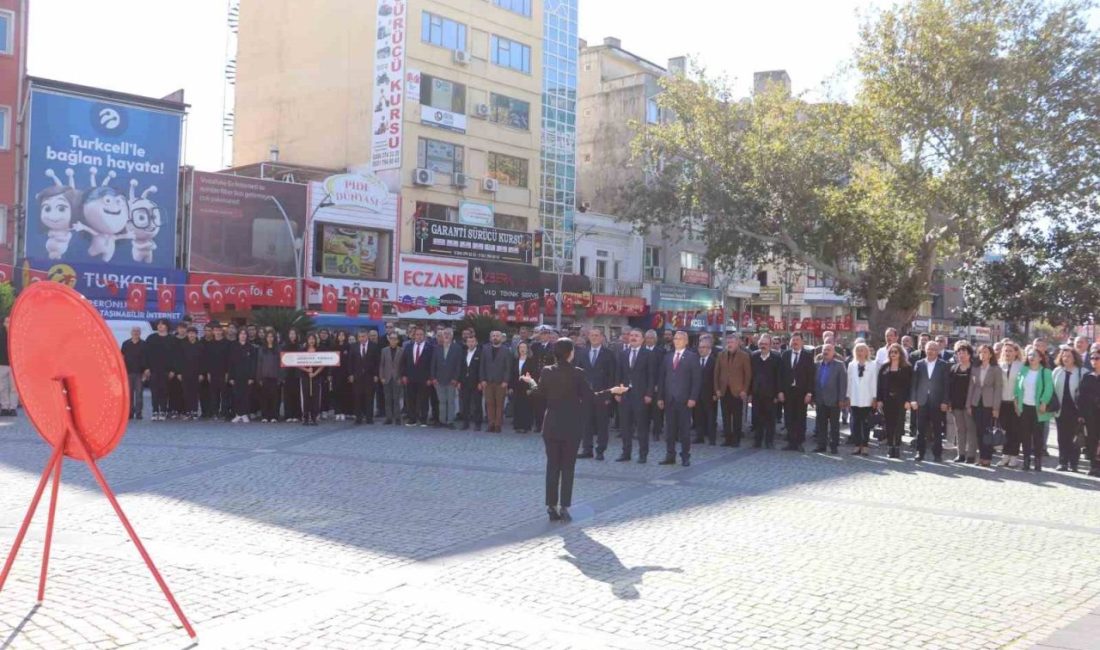 19 Ekim Muhtarlar Günü Edremit’te coşkuyla kutlandı Demokrasinin temel taşlarından biri olan muhtarlık müessesesinin önemine dikkat çekmek