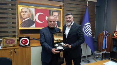 Afyonkarahisar’da yaklaşık 40 yıldır muhtarlık yapan Mehmet Vedat Boztay’a vefa