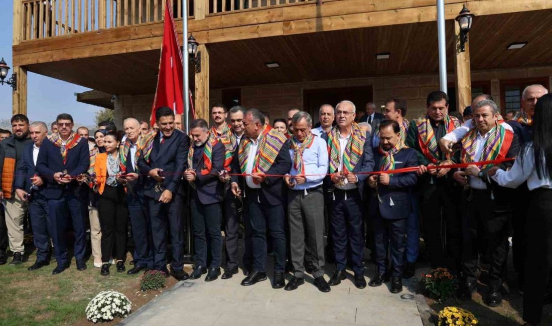 9. İsmet Atlı Karakucak Güreş Festivali, dev tesis açılışıyla başladı Adana’nın Kozan ilçesinde 9. İsmet Altı Karakucak Güreş Festivali, 14