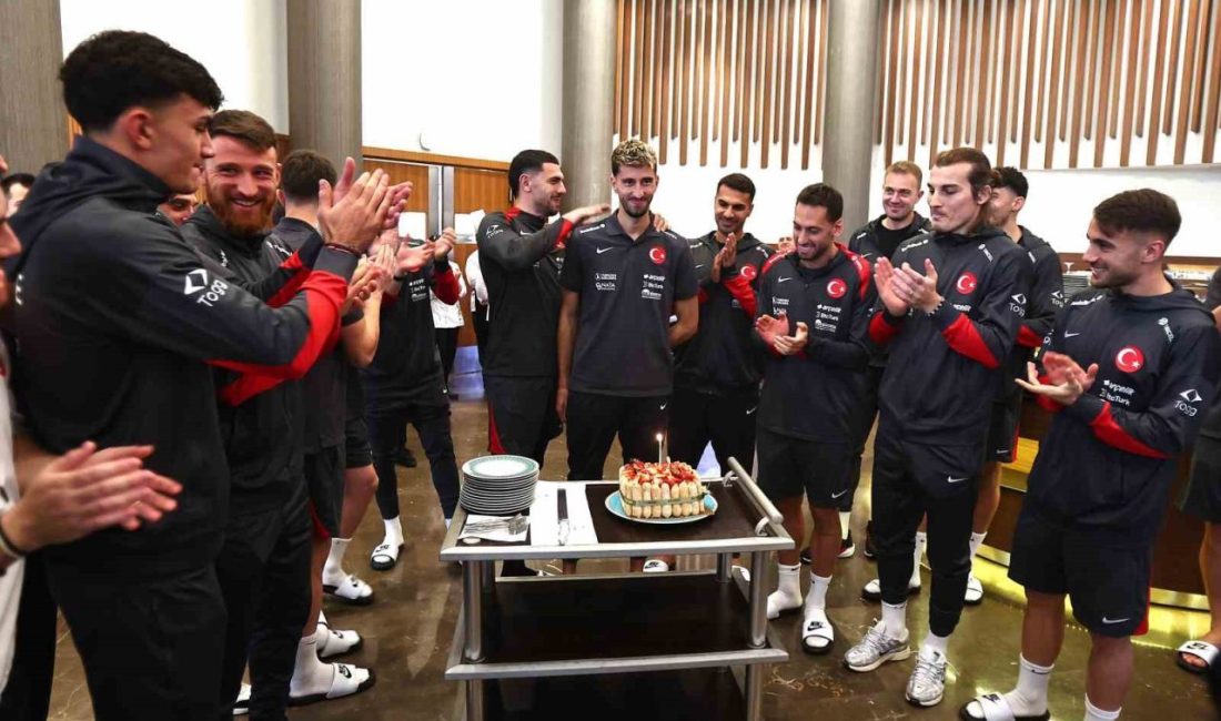 A Milli Futbol Takımı aday kadrosunda bulunan oyunculardan Atakan Karazor’un