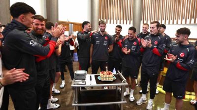 A Milli Futbol Takımı aday kadrosunda bulunan oyunculardan Atakan Karazor’un