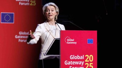 Avrupa Birliği (AB) Komisyonu Başkanı Ursula von der Leyen, Çin’in