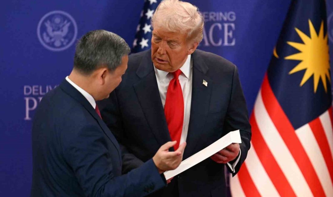 ABD Başkanı Donald Trump, Malezya’da düzenlenen “Tayland-Kamboçya Barış Zirvesi”nde yaptığı