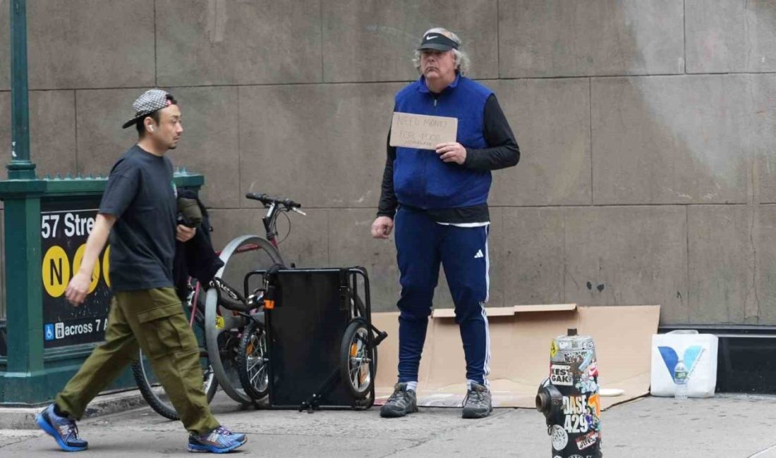 ABD’de yeterli birikimi olmayan ve emeklilik planlarına erişemeyen yaşlılar, artan