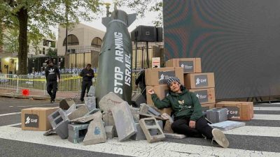 ABD’nin başkenti Washington’da toplanan bir grup aktivist, İsrail’in Gazze üzerindeki