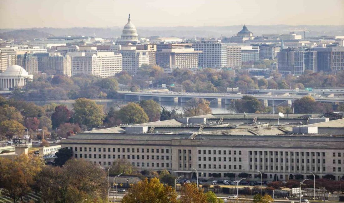 ABD’de Savunma Bakanlığı’ndan (Pentagon) gelişmeleri takip eden yaklaşık 30 basın