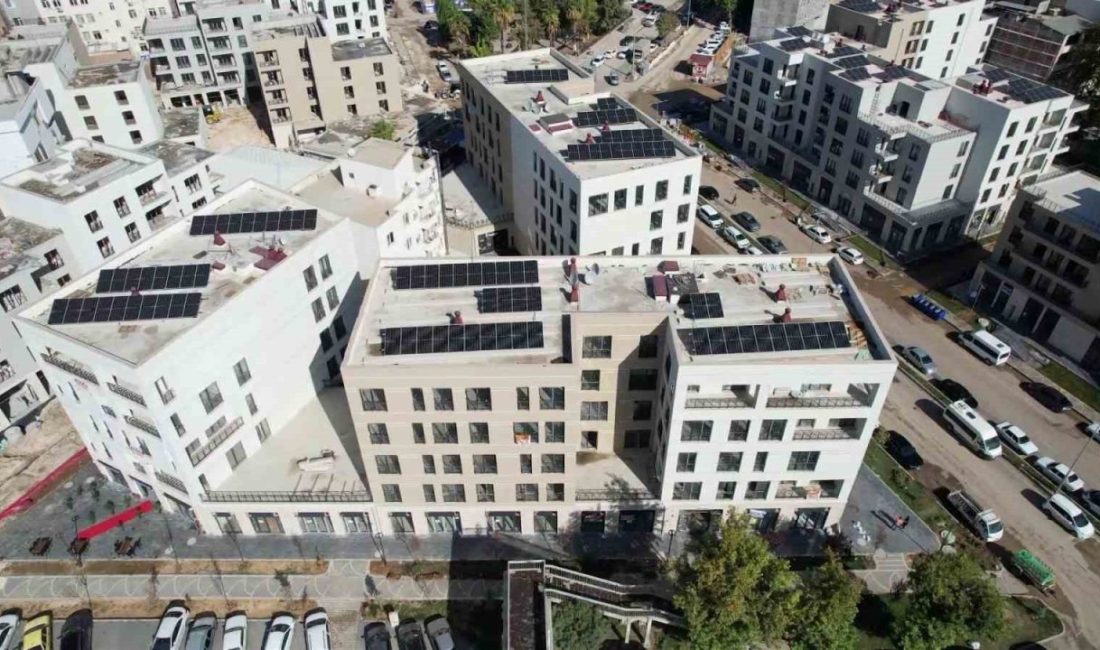 Adıyaman’da rezerv alan ilan edilen Atatürk Bulvarı üzerindeki iş yerlerinde