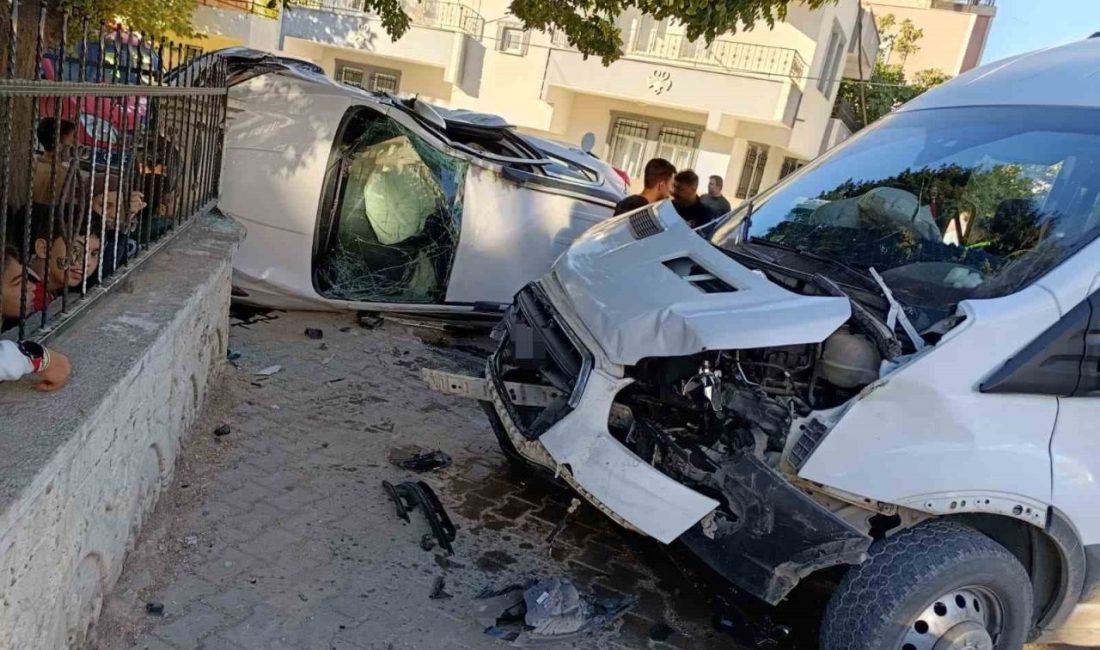 Adıyaman’da okul servisi ile otomobilin çarpışması sonucu 5’i öğrenci 7