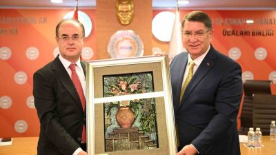 Antalya Esnaf ve Sanatkarlar Odaları Birliği (AESOB) ev sahipliğinde düzenlenen