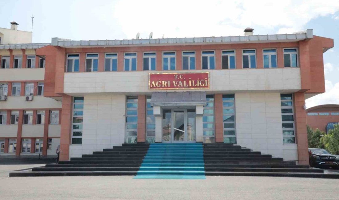 Ağrı Valiliğinden “ineğin araçla sürüklendiği” iddialarına ilişkin açıklama Ağrı Valiliği, sosyal medya platformlarında ve bazı haber sitelerinde yer
