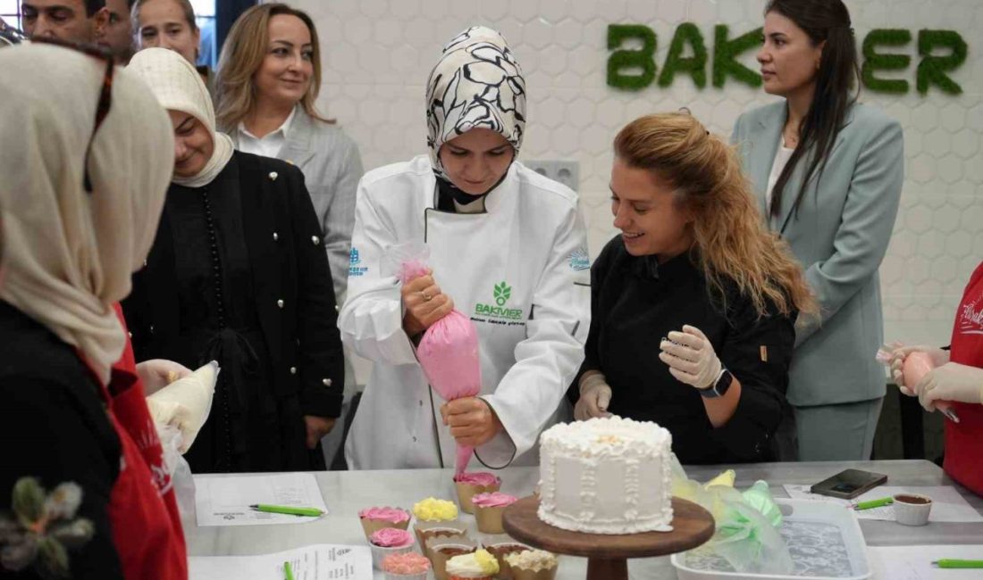 İstanbul’un Başakşehir ilçesinde Bizim Çınarlar Yaşam Merkezi ve BAKMER hizmete
