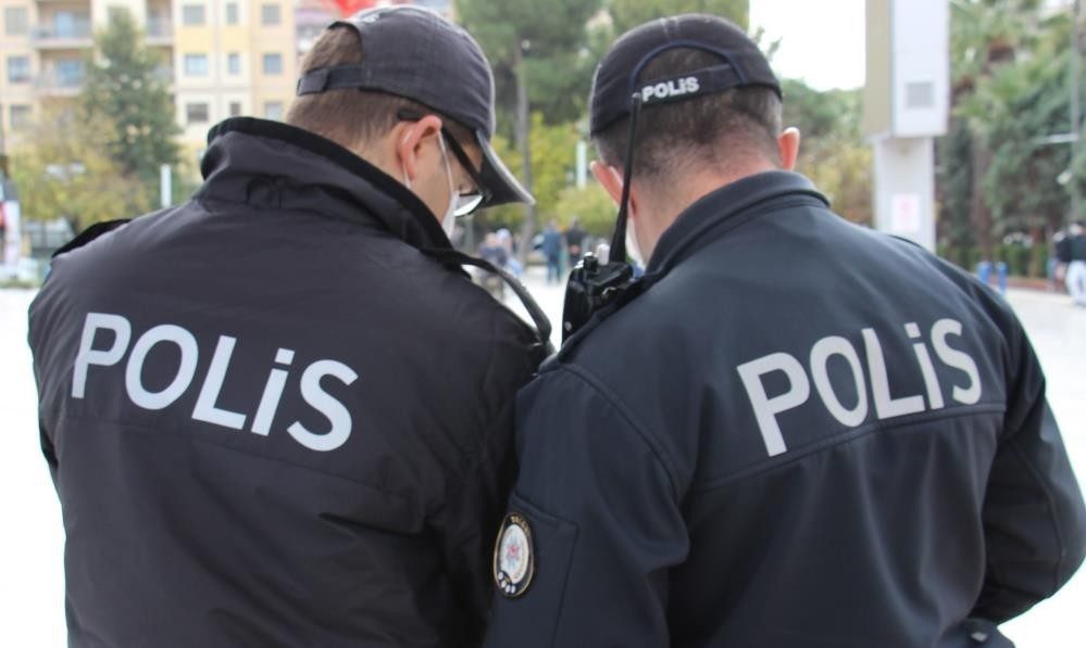Ailesine “Bir daha gelmeyeceğim” dedi evden ayrıldı Aydın’ın Efeler ilçesinde yaşayan 16 yaşındaki Muhammet Emir Oğuz, “eve