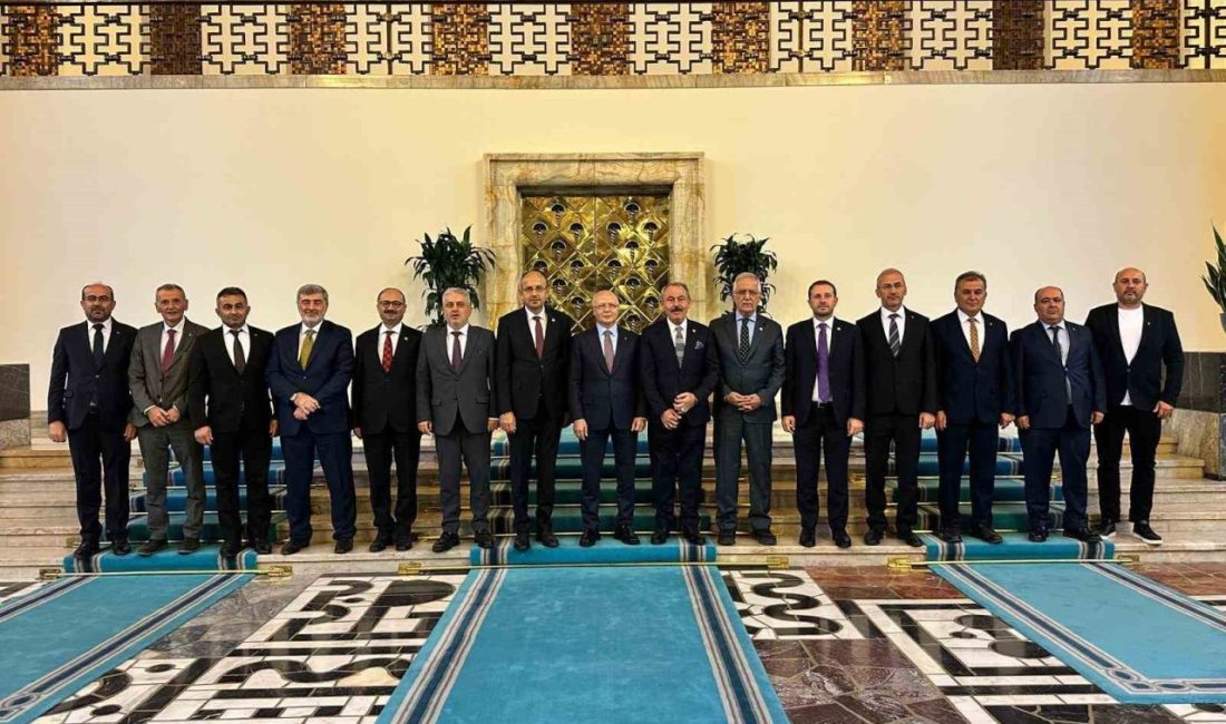 AK Parti Bursa’da iki ilçe başkanlığına yeni atama AK Parti Bursa teşkilatında iki ilçede yeni görevlendirmeler yapıldı. Harmancık