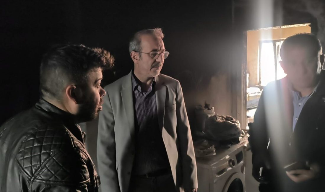 AK Parti’den yangın mağduru aileye destek sözü Kütahya’nın Okmeydanı Mahallesi’nde çıkan yangında eşyaları tamamen yanarak mağdur olan