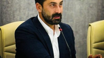 AK Parti MKYK Üyesi ve Manisa Milletvekili Mücahit Arınç, Cumhuriyet