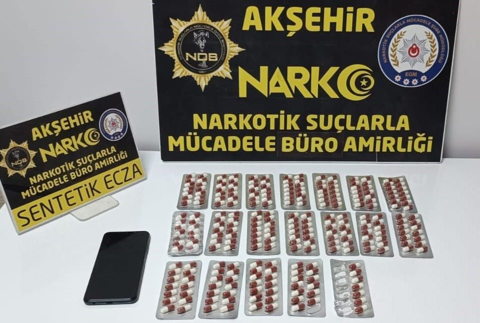 Konya’nın Akşehir ilçesinde polis ekipleri tarafından yapılan operasyonda 300 adet