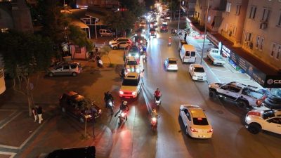 Antalya’nın Alanya ilçesinde off-road tutkunları, İsrail’in Gazze’ye yönelik saldırılarına tepki