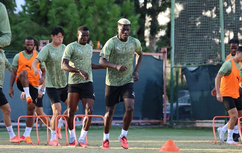 Corendon Alanyaspor, Trendyol Süper Lig’in 10. haftasında deplasmanda oynayacağı Kocaelispor