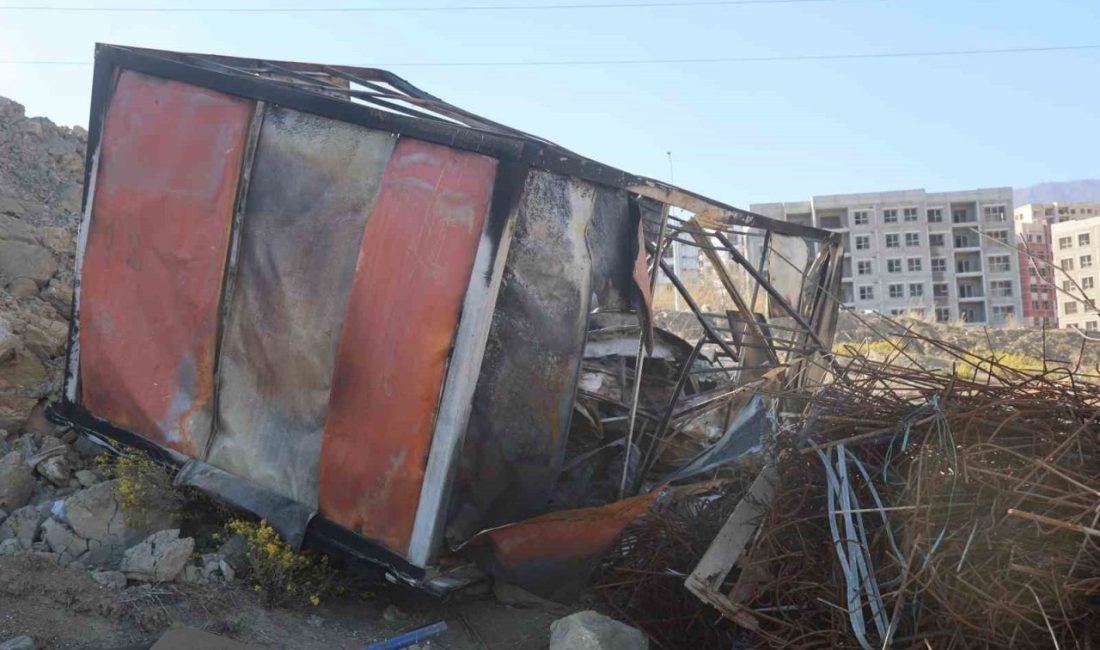 HATAY (İHA) – Hatay’da alevlerin arasına dalan operatör Özkan Oluç,