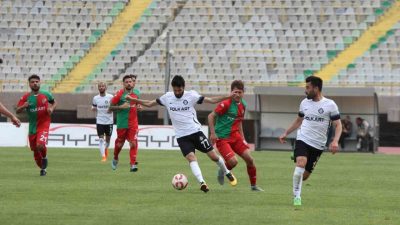 Altay ile Karşıyaka arasında pazar günü oynanacak derbi öncesinde karşılaşmanın