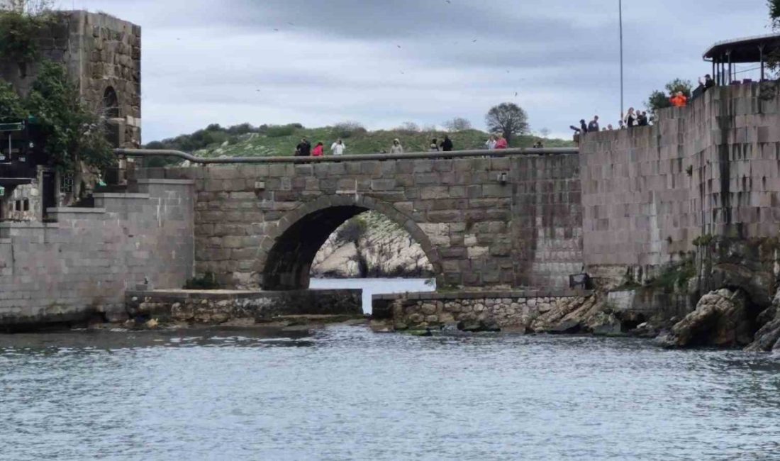 Bartın’ın Amasra ilçesinde 29 Ekim Cumhuriyet Bayramı etkinlikleri kapsamında Sahil