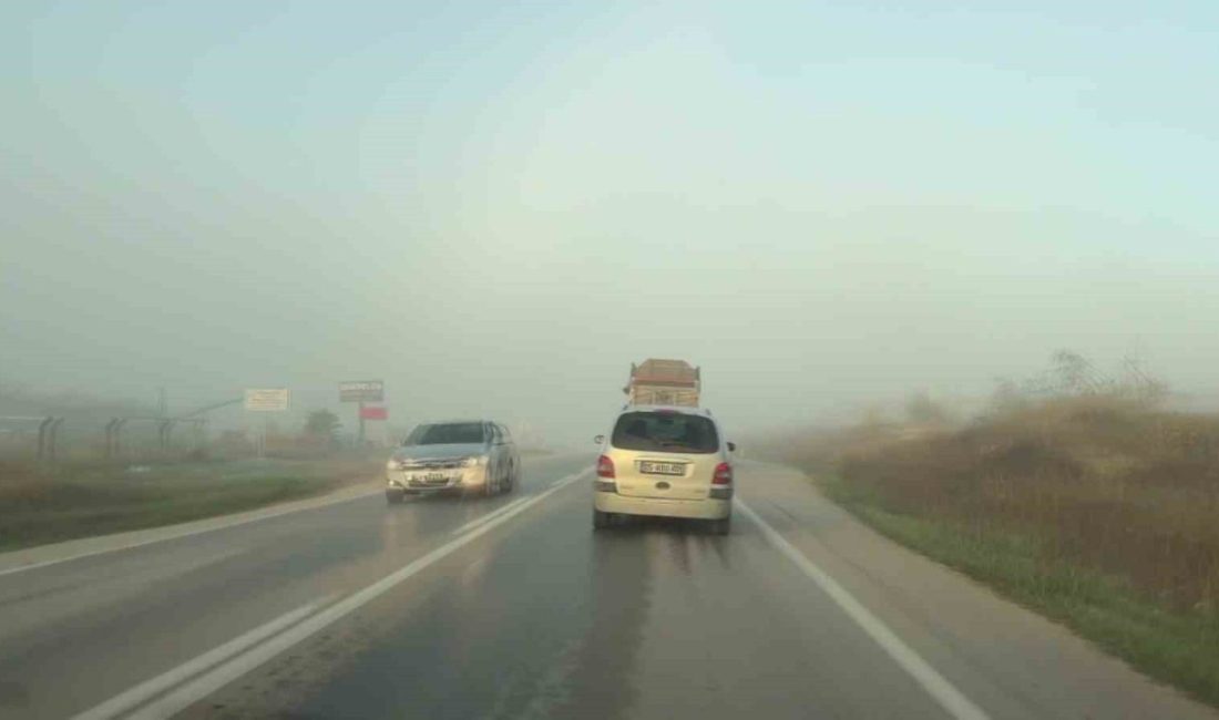 Amasya-Çorum karayolunda sabah saatlerinde etkili olan yoğun sis, sürücülere zor